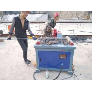 �ͻ���������-�ֽ��е